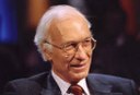 Dr. Bernhard Bueb